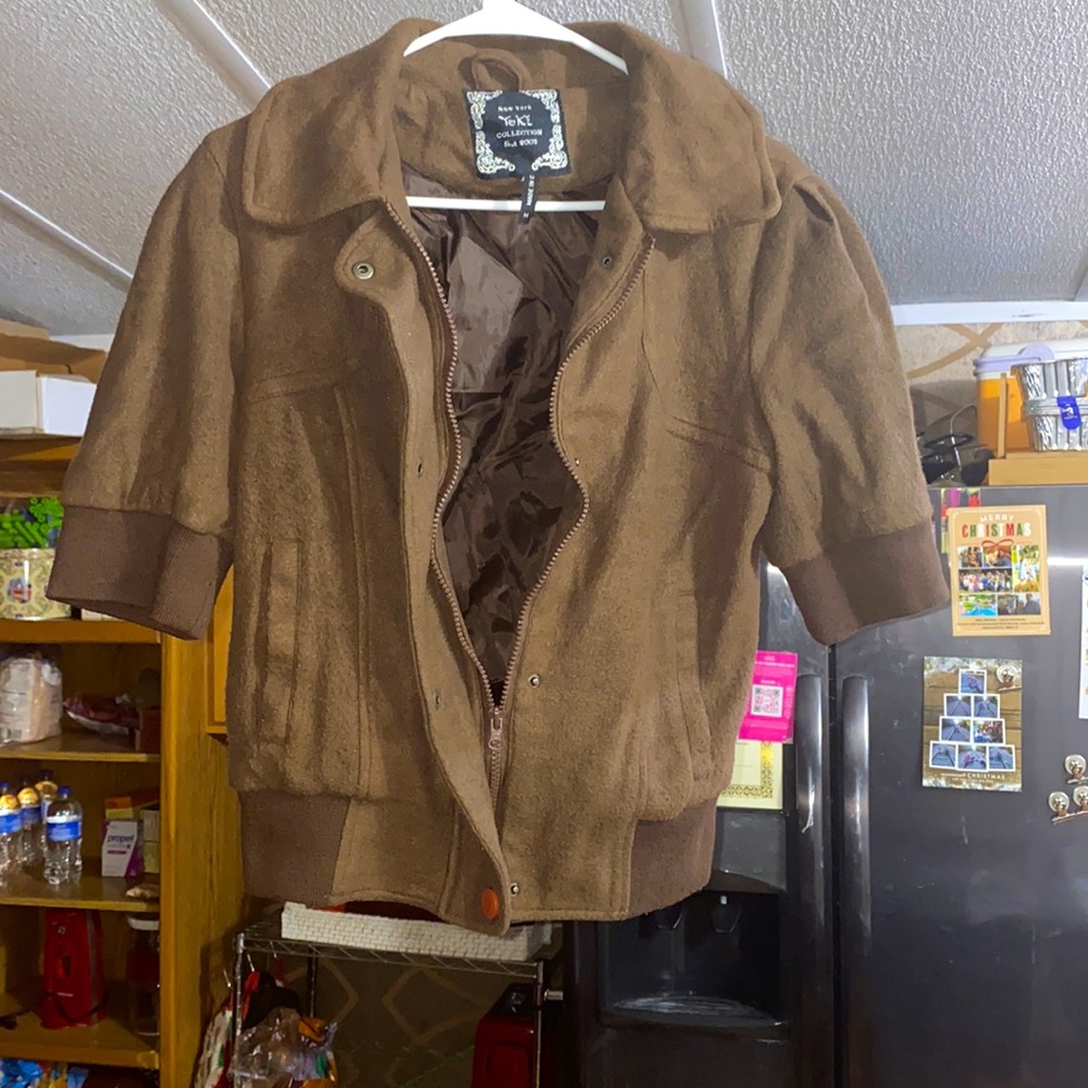 Half sleeve jacket by Yoki great condition.